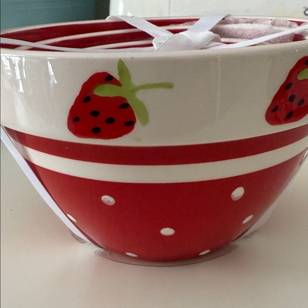 NWT Red Strawberry Ceramic Bowl